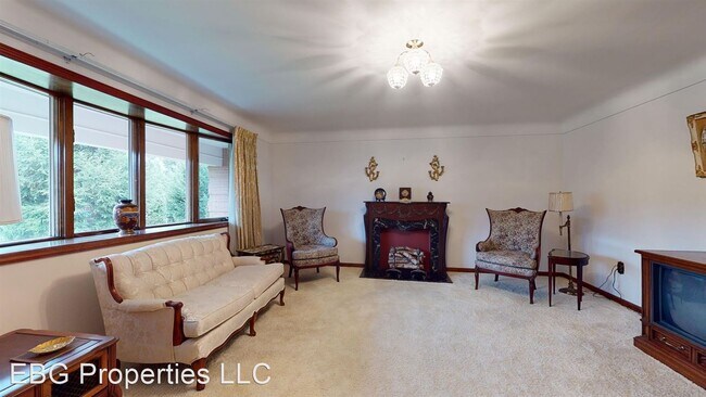 Building Photo - 4 br, 2.5 bath House - 450 Slate Run Rd