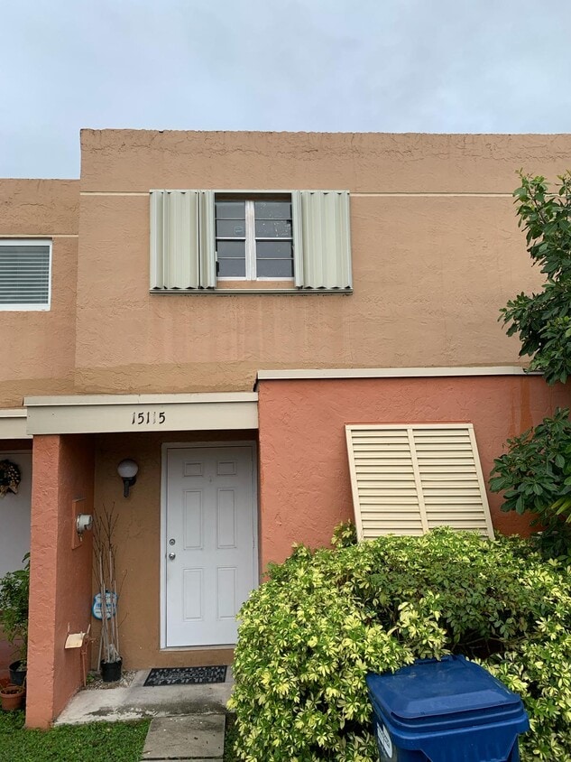 Foto principal - 15115 SW 81st St