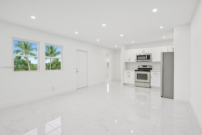 Foto del edificio - 105 NW 14th Way