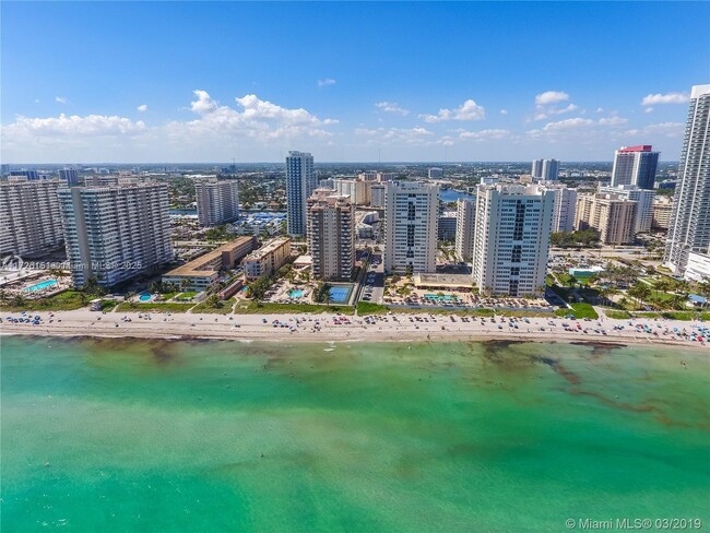 Foto del edificio - 1904 S Ocean Dr