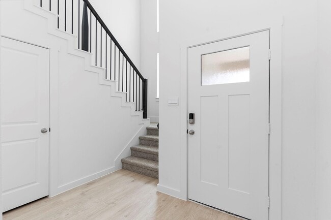Building Photo - 7811 Bel Fiore Dr