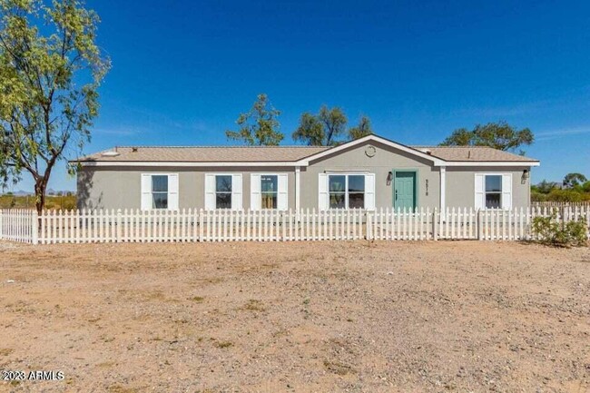Building Photo - 5518 N 380th Dr