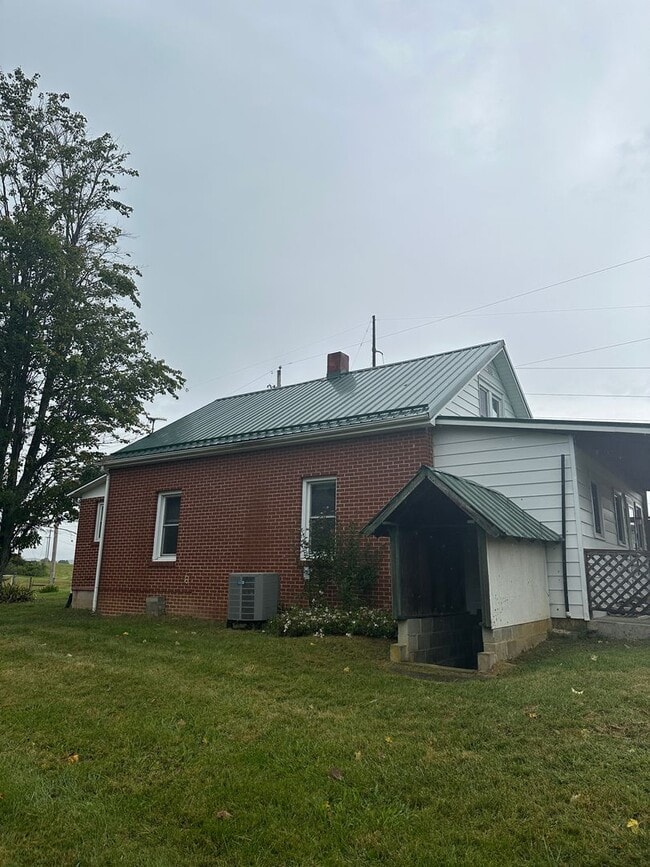 Building Photo - Brick Home Ready for Rent