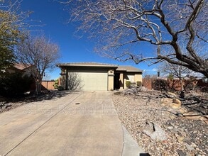 Building Photo - 530 S Coral Cv