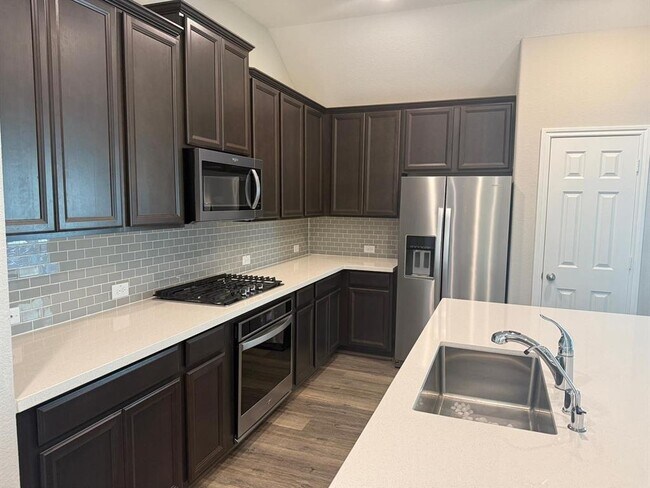 Building Photo - 24515 Bludana Ln