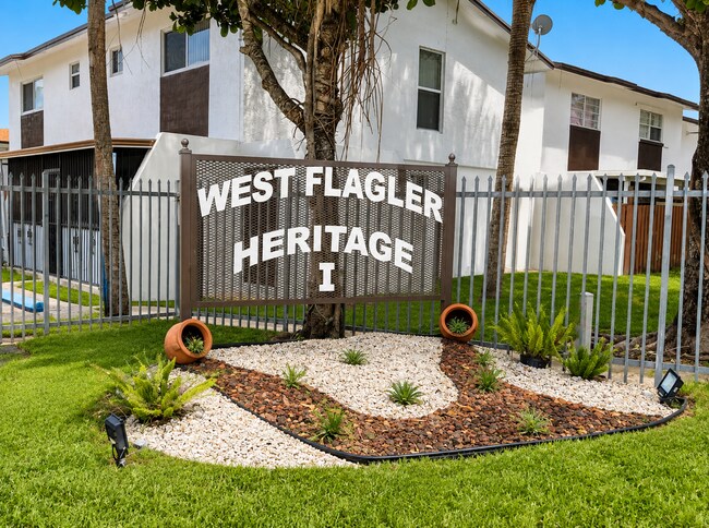 Foto del edificio - 10850 W Flagler St