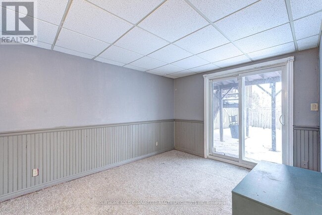 Building Photo - 47 Hewitt Crescent