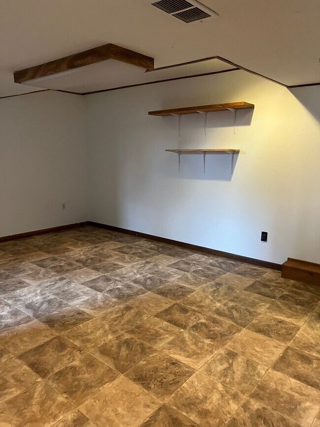 Foto del edificio - 2133 Fair Street Ann Arbor Three Bedroom 1...