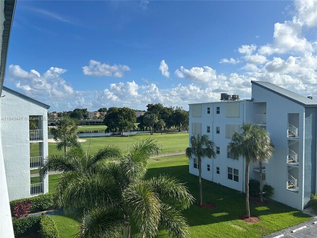 Foto del edificio - 7610 NW 18th St