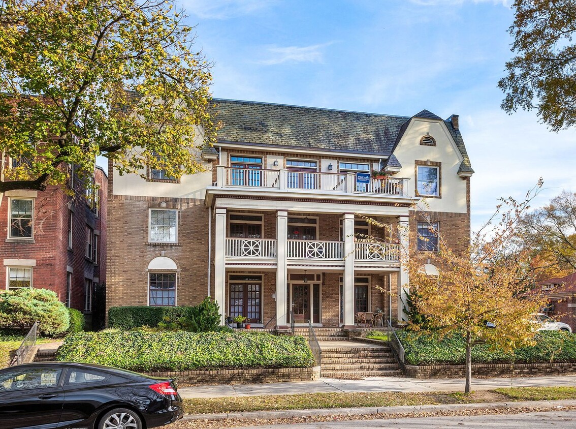 Foto principal - ADORABLE CONDO ON ARTHUR ASHE BOULEVARD