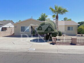 Building Photo - 2401 E Meadowbrook Ave