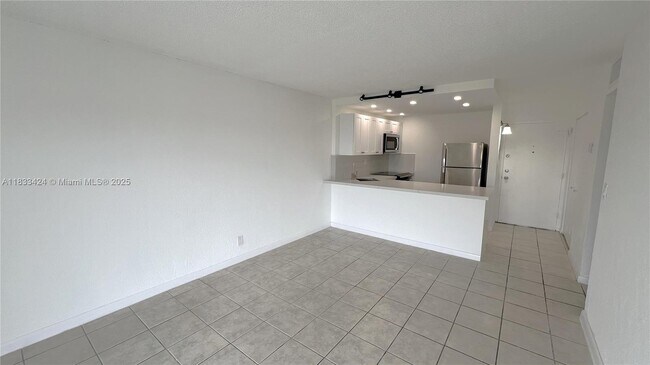Foto del edificio - 801 NW 47th Ave