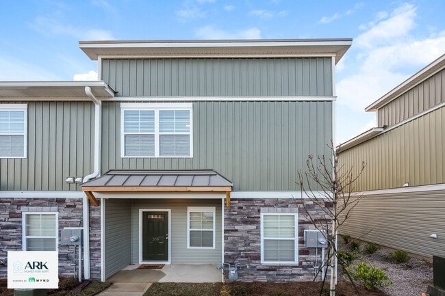 Building Photo - 308 High Grv Wy