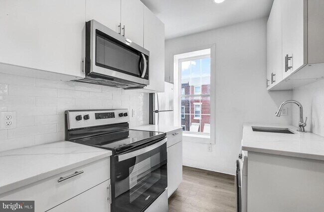 Foto del edificio - 2046 E Huntingdon St