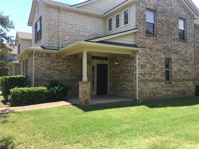 Primary Photo - 2726 Hyde Park Dr