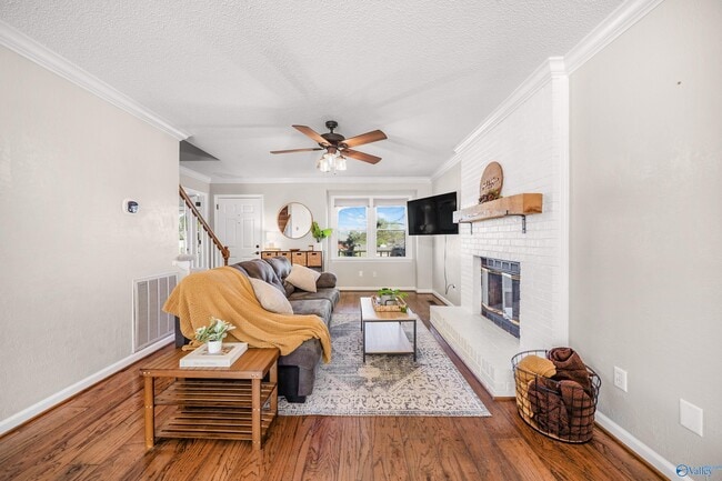 Building Photo - 154 Stone Hill Dr