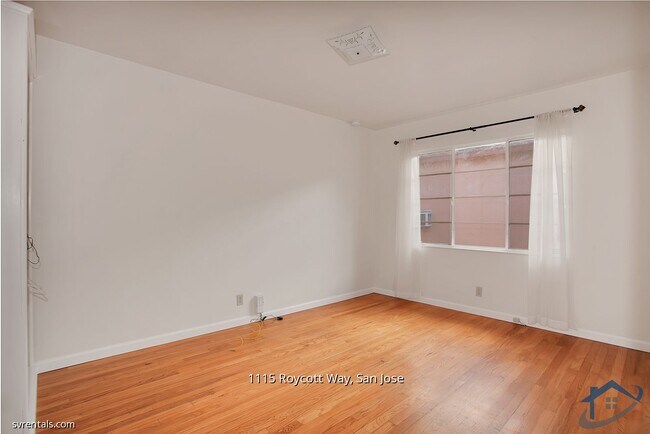 Building Photo - 1115 Roycott Way