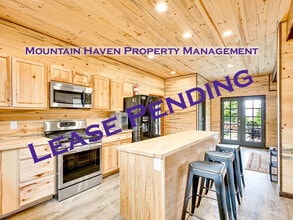 Building Photo - 785 Warren Gulch Rd