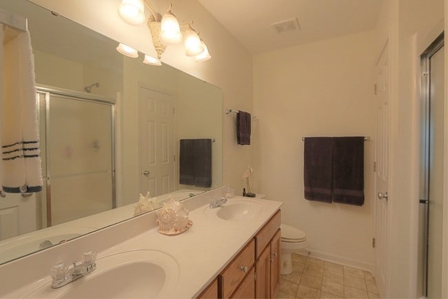 Foto del edificio - 30 Shadybrook Ct