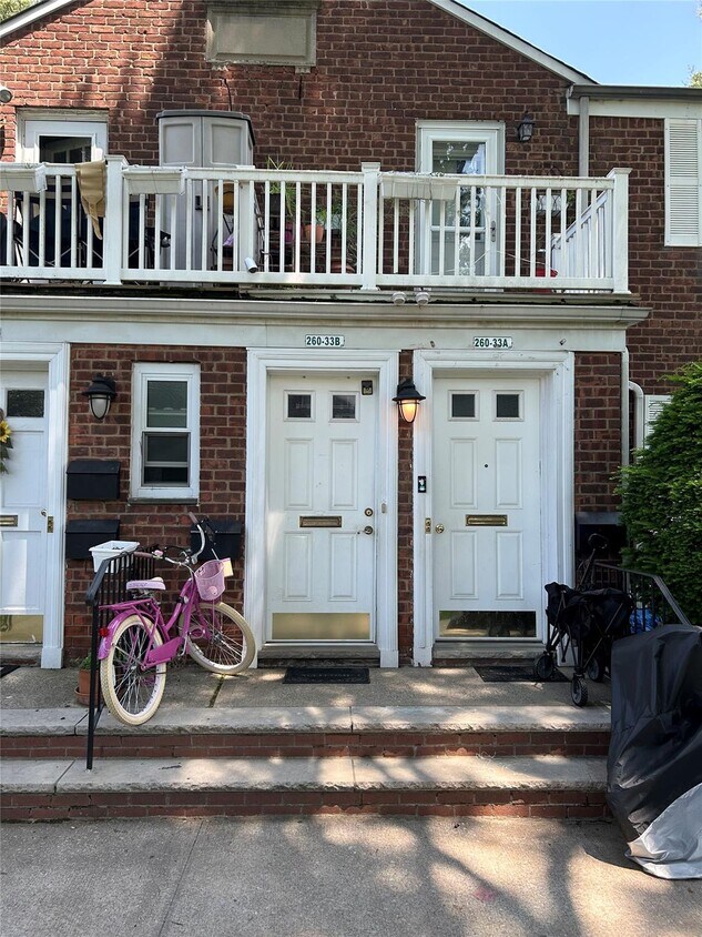 Foto principal - 260-39-274 74th Ave