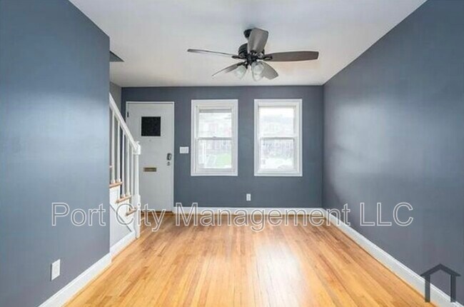 Foto del edificio - 6816 Gough St