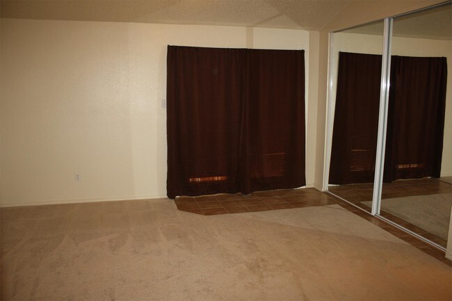 Foto del edificio - 536 N Fulton Ave