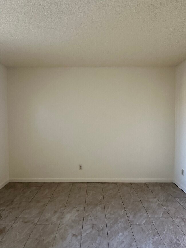 620 Summerwood Ln, Lompoc, CA 93436 Townhome Rentals in Lompoc CA