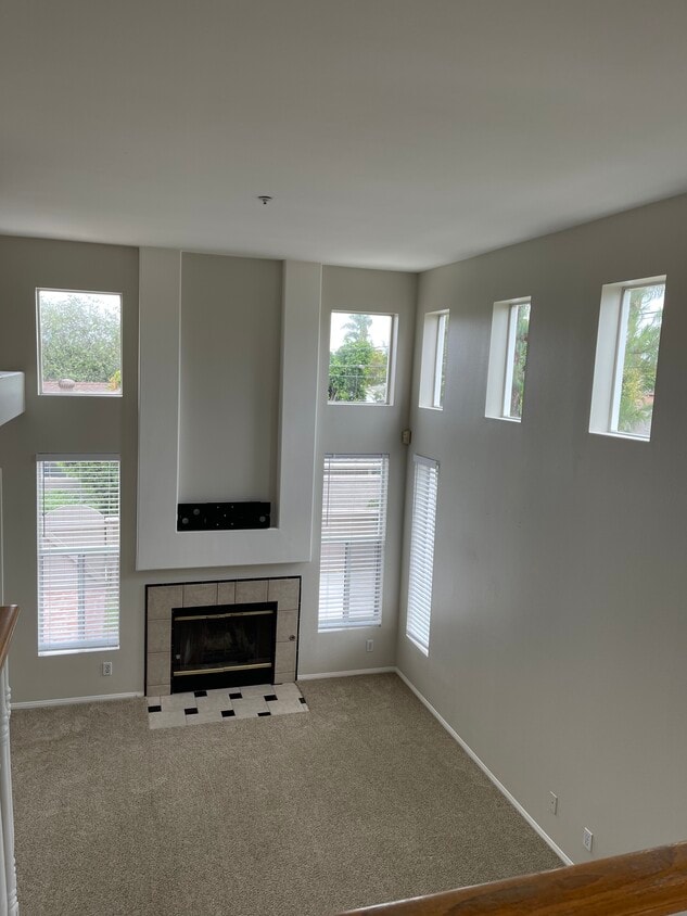 Foto principal - 19062 Windridge Ln