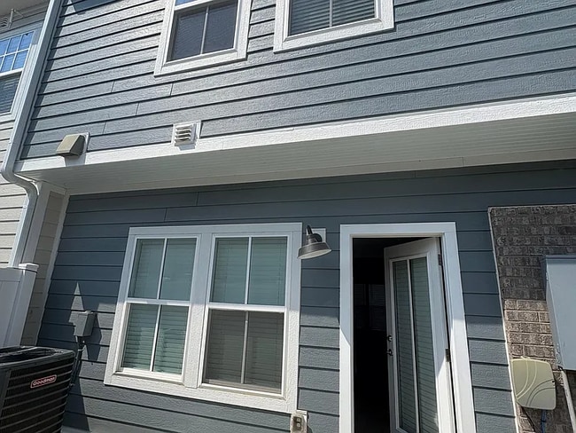 Photo - 2016 Cavell Ln Townhome