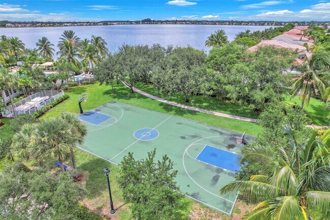 Foto del edificio - 5271 SW 173rd Ave