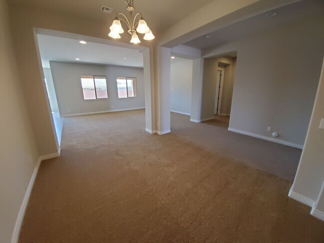 Foto del edificio - 8537 West Myrtle Ave