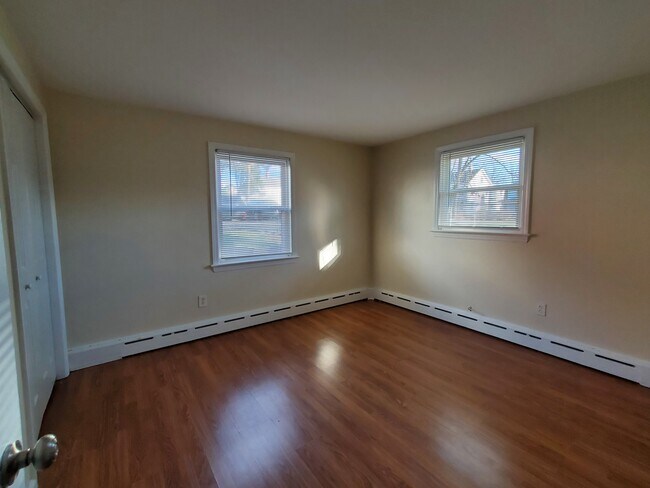 Dormitorio - 24 Beaver Ave
