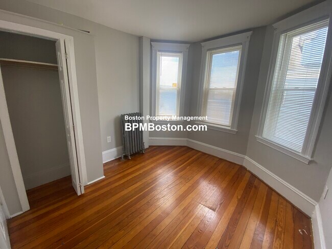 Building Photo - 34 Speedwell St