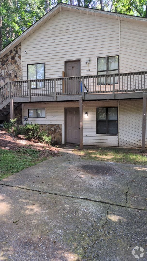 Building Photo - 1142 Rappahannock Dr