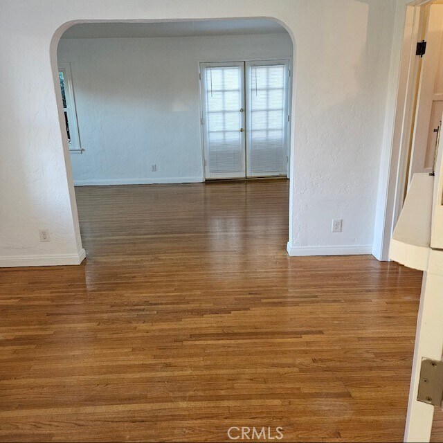 Building Photo - 9144 Hermosa Dr