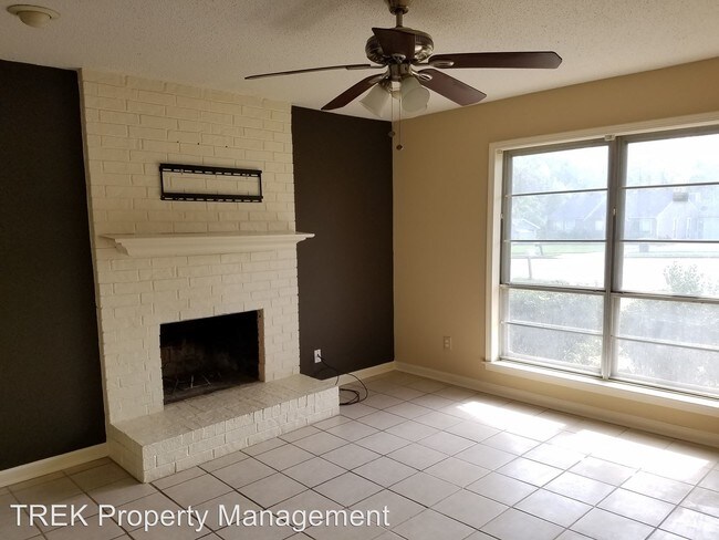 Building Photo - 3 br, 2 bath House - 2716 Whitney Avenue