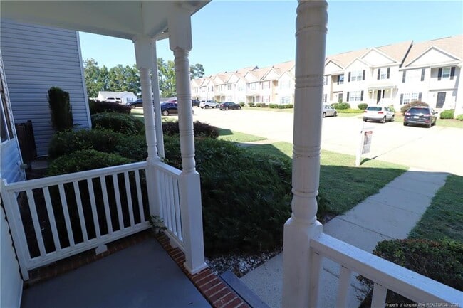 Building Photo - 410 Whitehall Ct