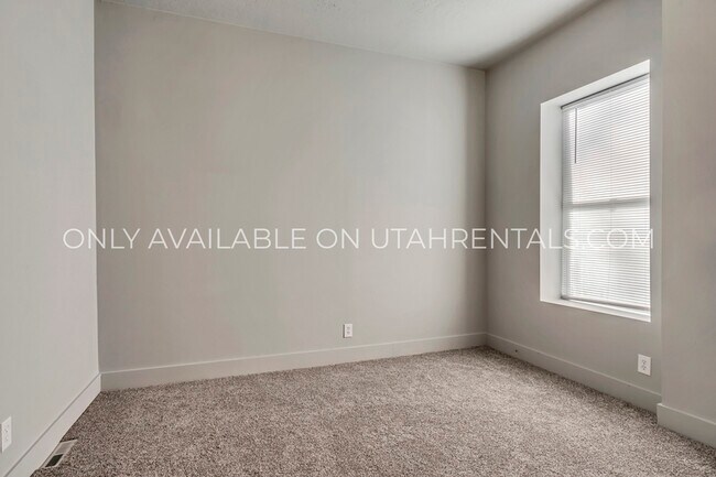 Foto del edificio - 629 S 400 E