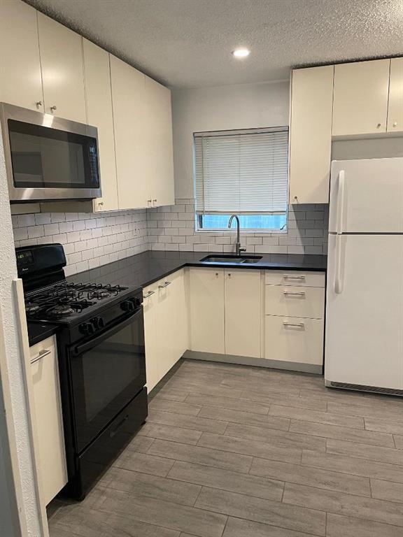 Foto del edificio - 6000 Grover Ave