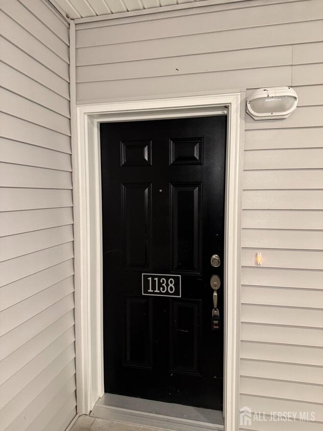 Foto principal - 1138 Vanderbergh Blvd