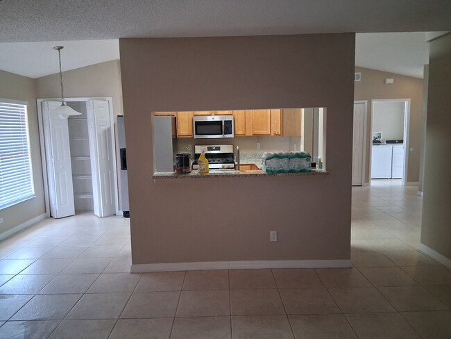 Photo - 13441 Silver Leaf Cir House