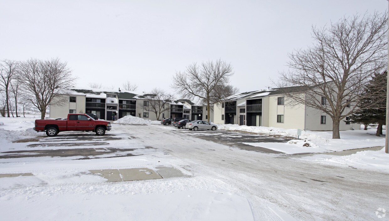 121129 Allen St, Walworth, WI 53184 Apartments in Walworth, WI