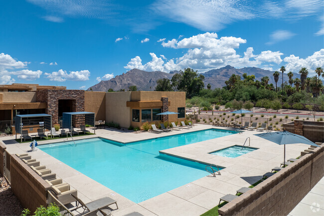 Building Photo - Pima Canyon