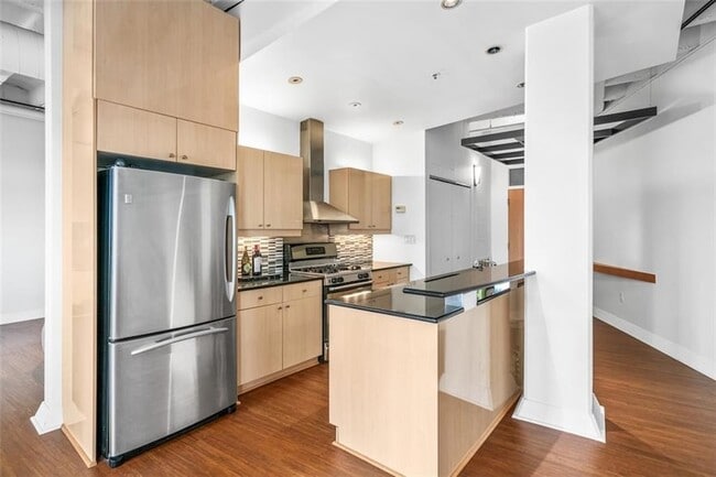 Photo - 805 Peachtree St NE Apartment