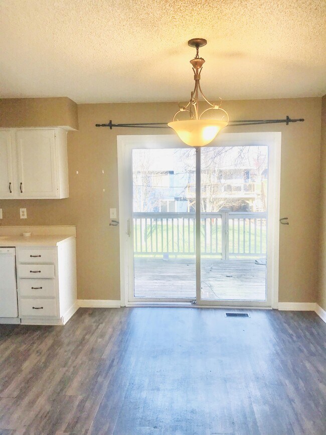 Foto del edificio - 3432 SE Walnut Dr