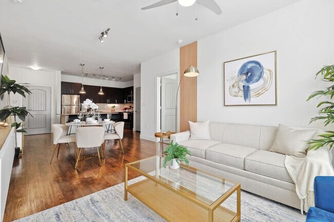 Building Photo - 5445 Town and Country Blvd