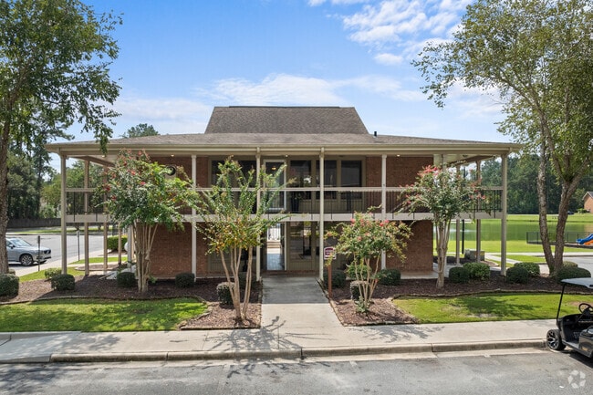 Lakeside Apartments - Leasing Office - Lakeside Lakeview Apartments