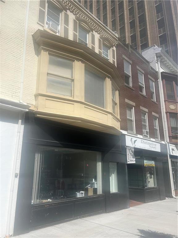 Primary Photo - 917 Hamilton St