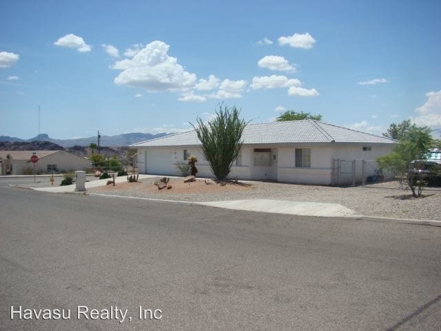 Building Photo - 3 br, 2 bath House - 3325 Mockingbird Drive