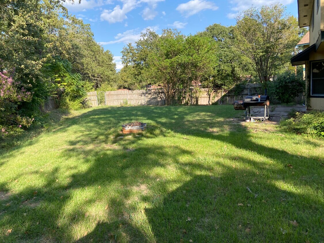 1922 White Oak Cir, Round Rock, TX 78681 House Rental in Round Rock